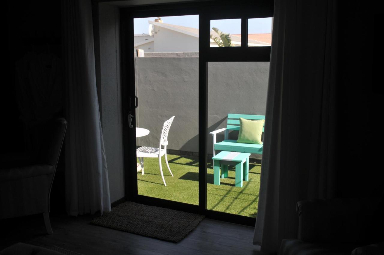 Small Wonder Bed And Breakfast Swakopmund Exterior foto